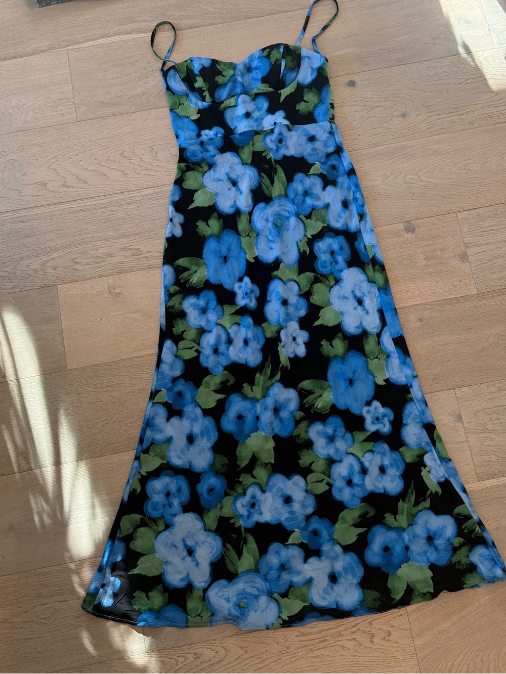 Saints & Secrets Blue Floral Maxi Dress Size Large